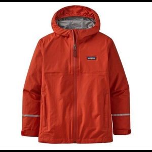 New!!  Retails for $119.  Patagonia Torentshell 3L Jacket size Medium